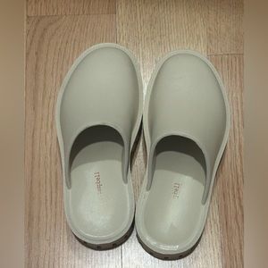 Jeffrey Campbell Bae Platform Mules Sea Salt Size 8